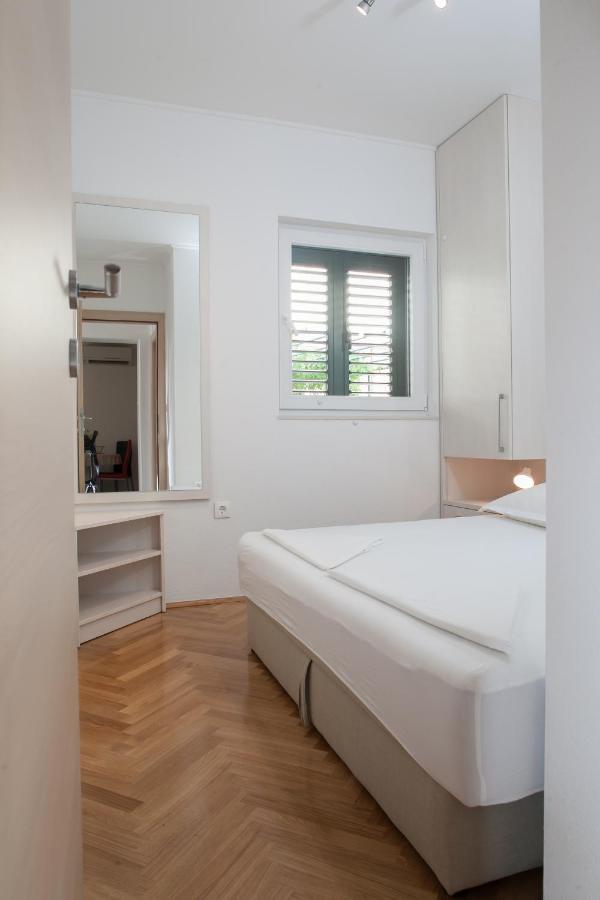 Apartament Sara